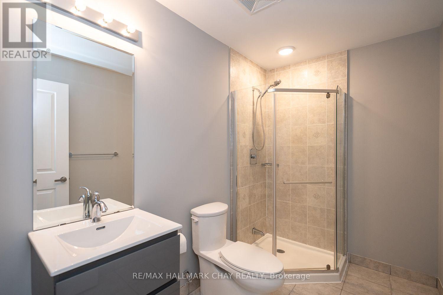 #103 69 BOYNE STREET - 19