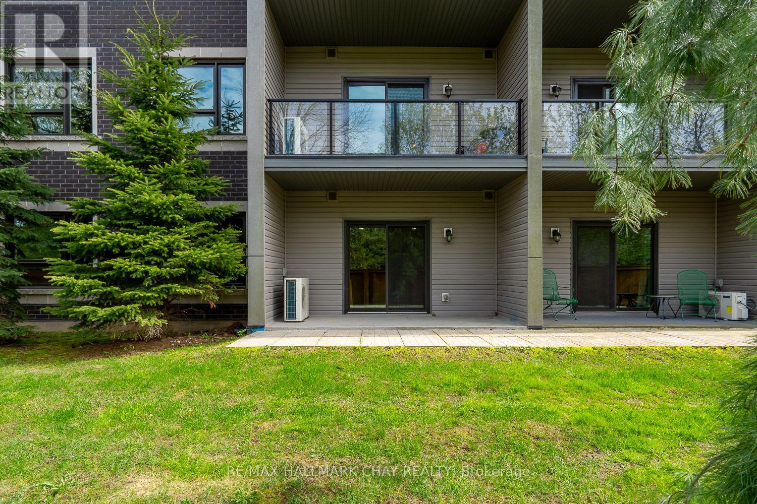 #103 69 BOYNE STREET - 23