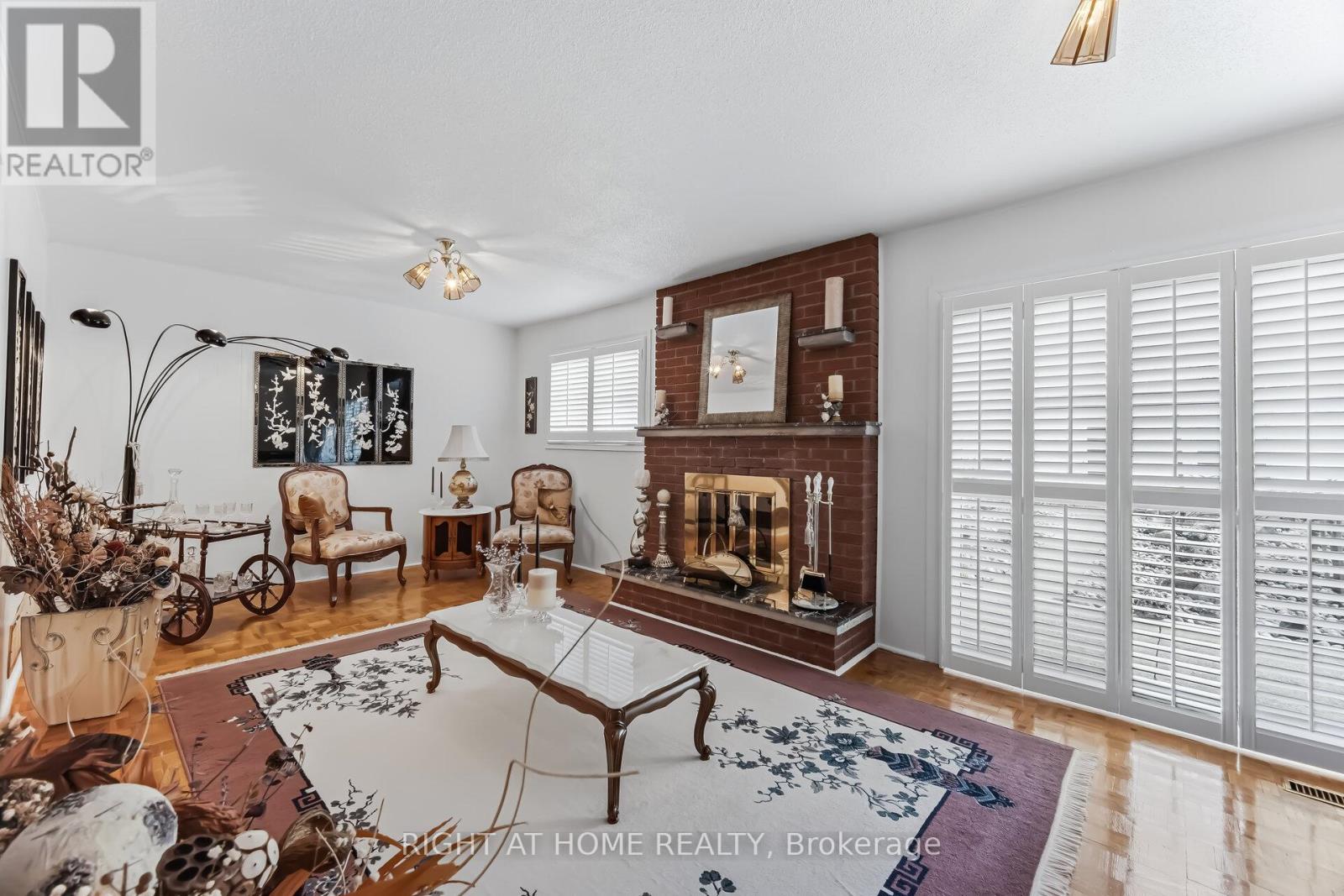 3938 MIDHURST LANE - 16