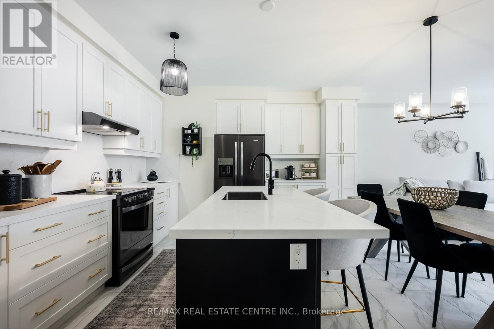 106 ADVENTURA ROAD - 7