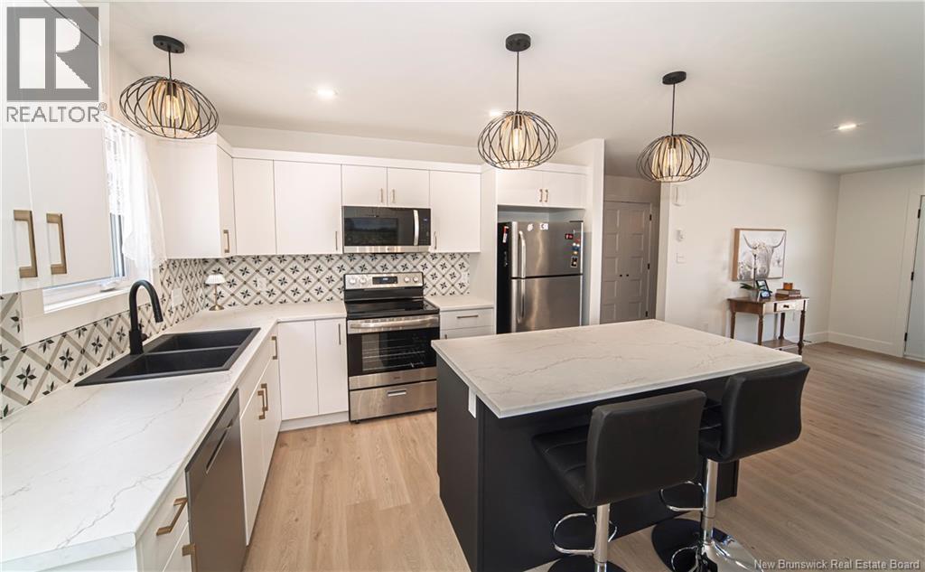 8 Bonnieway Drive - Image 2