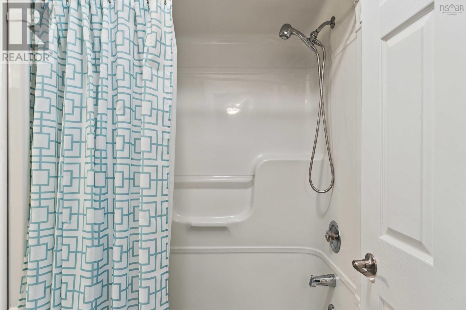 2345 Harmony Road - 10