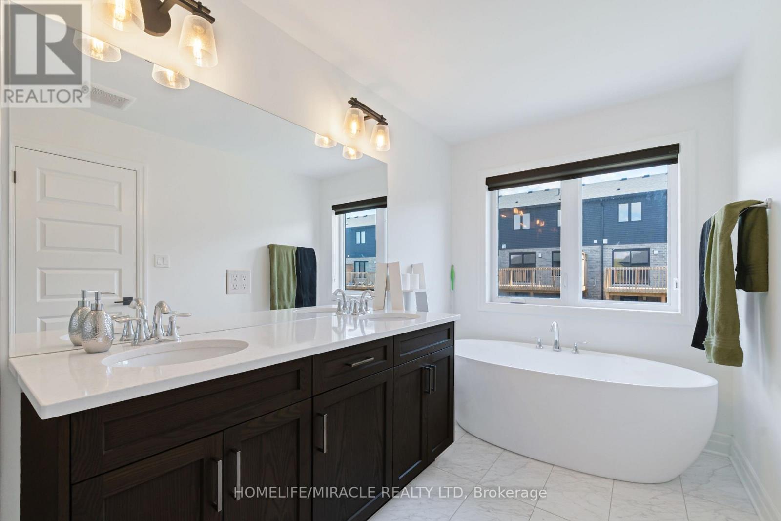2231 LINKWAY BOULEVARD - 16