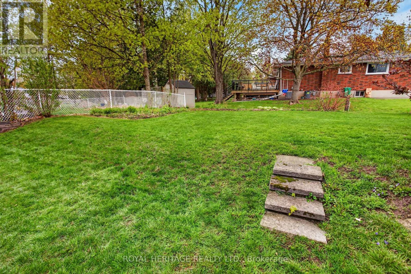 1337 FRANKLIN DRIVE W - 42