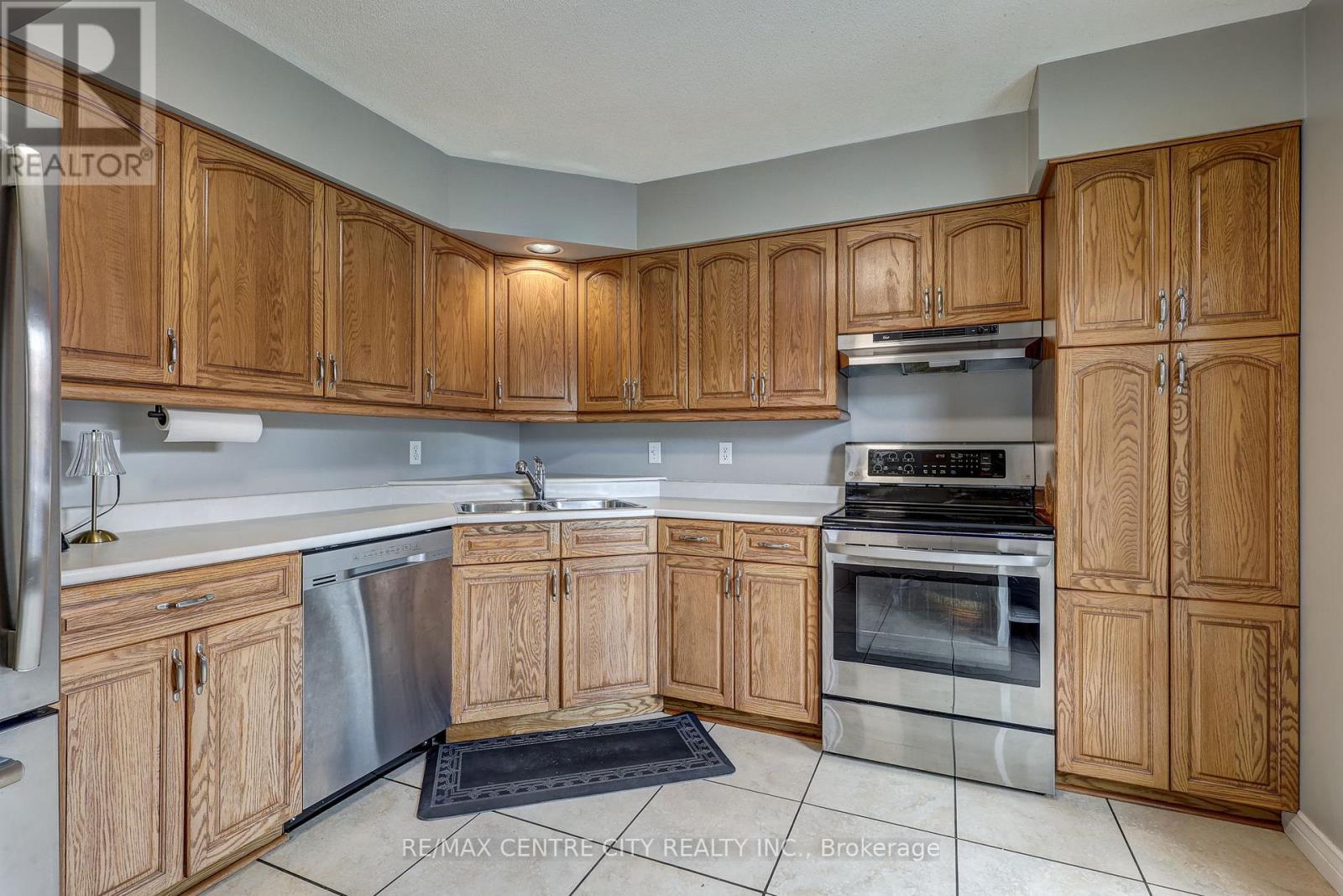 43 SINCLAIR CRESCENT - 15