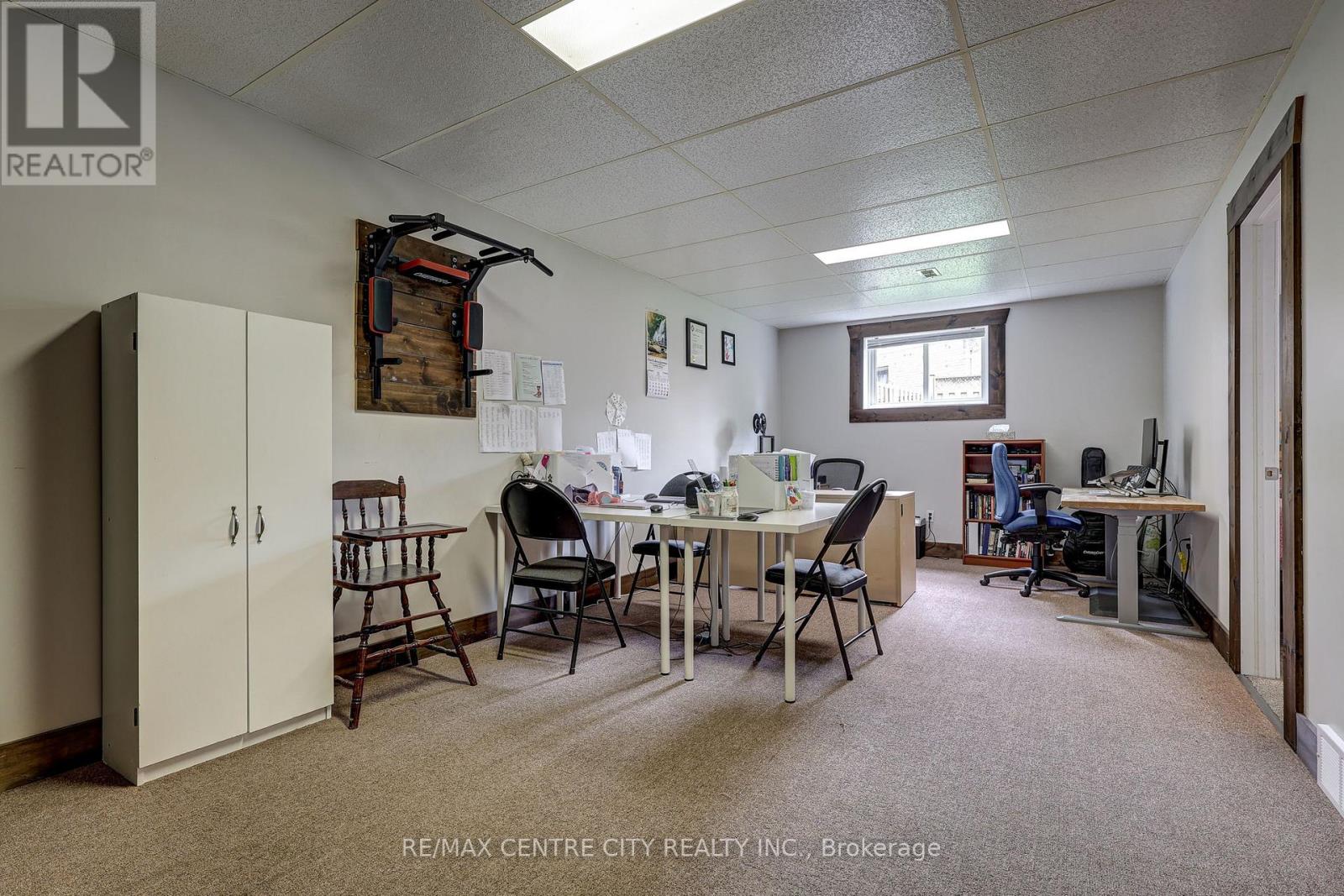43 SINCLAIR CRESCENT - 29