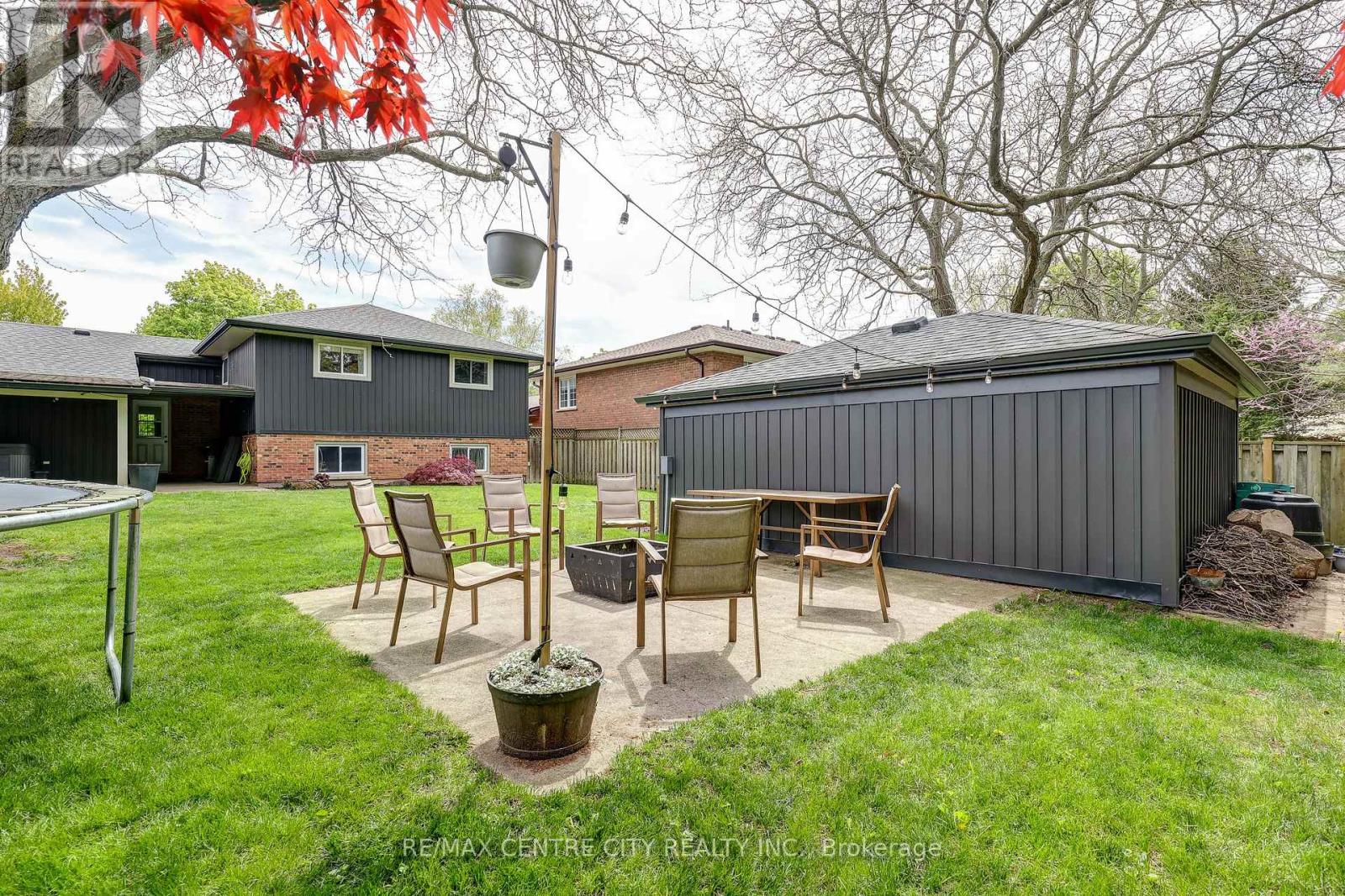 142 DUFFERIN STREET - 37