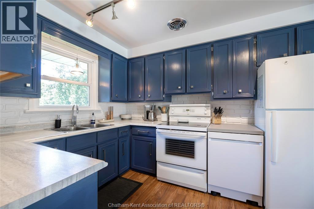 114 Faubert DRIVE, Chatham, Ontario, N7M2Y4 — Photo 2