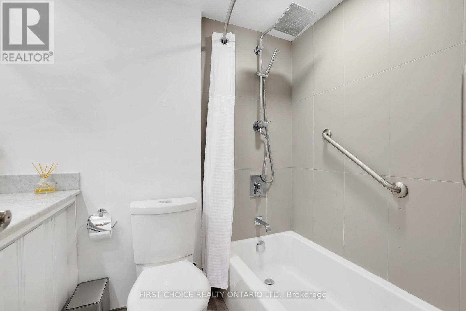 #703 141 SOMERSET STREET W - 16