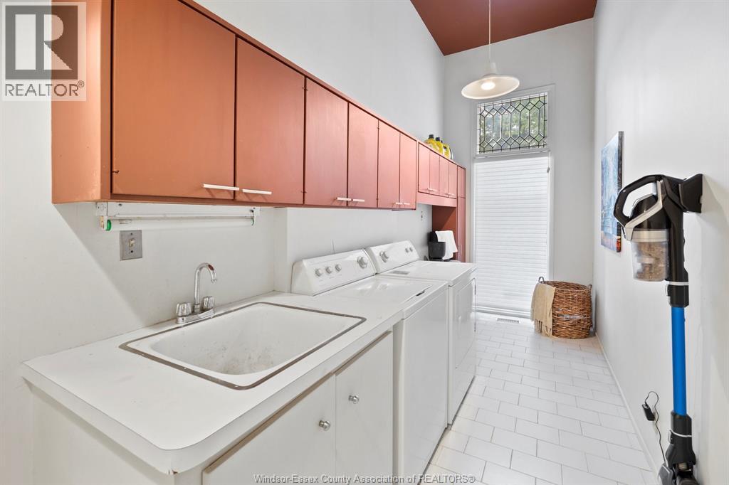 3521 OUELLETTE, Windsor, Ontario, N9E3M3 — Photo 18