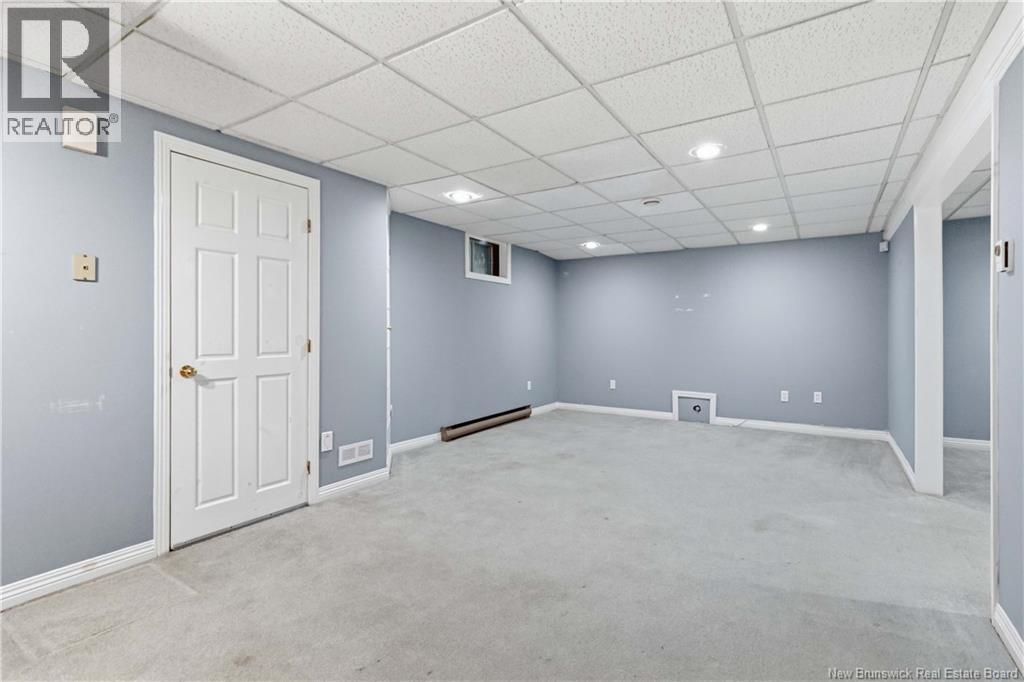 570 Mclaughlin - 35