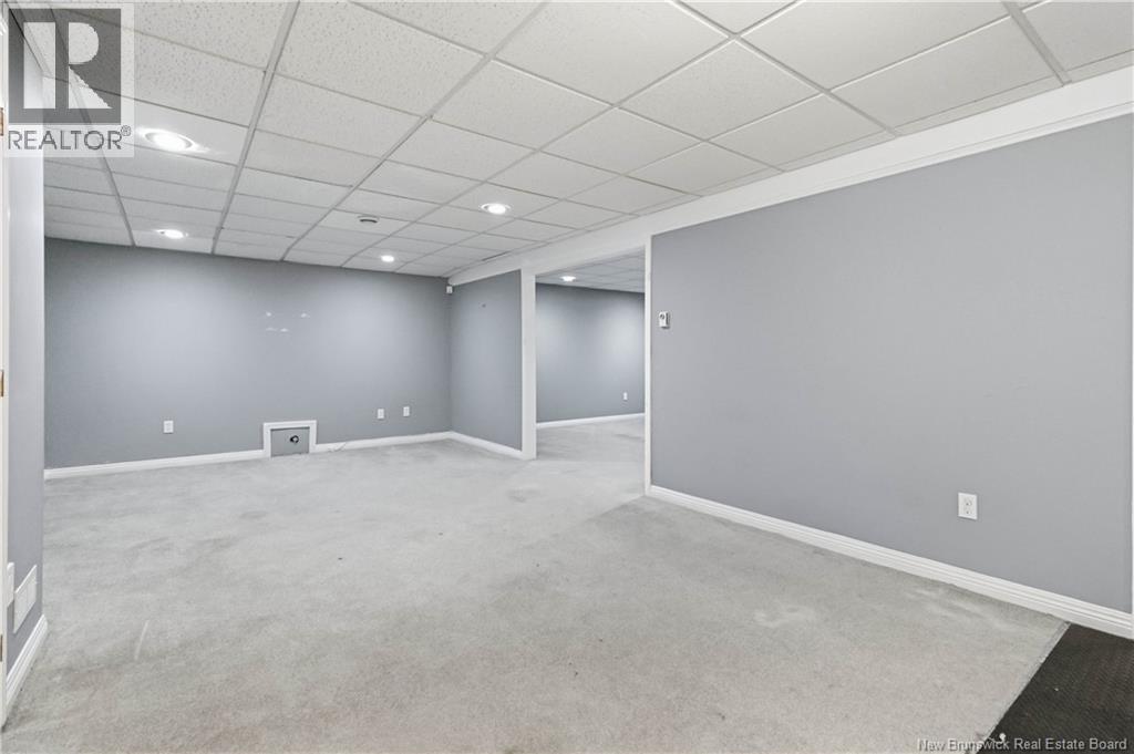 570 Mclaughlin - 36