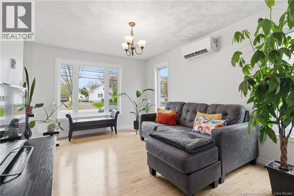 570 Mclaughlin - 7
