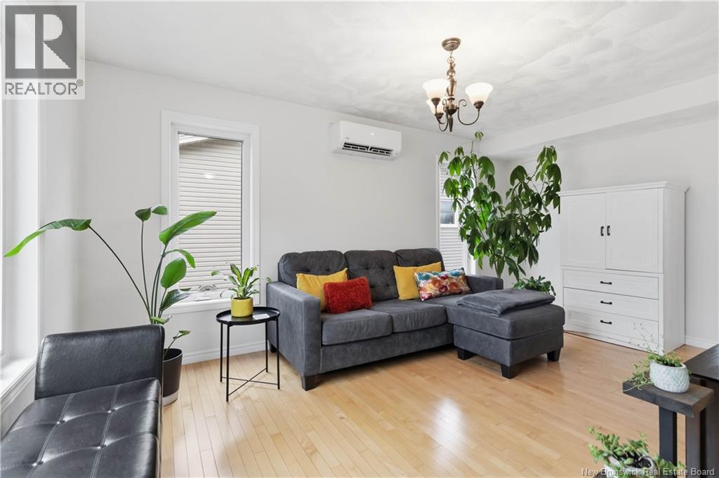 570 Mclaughlin - 8