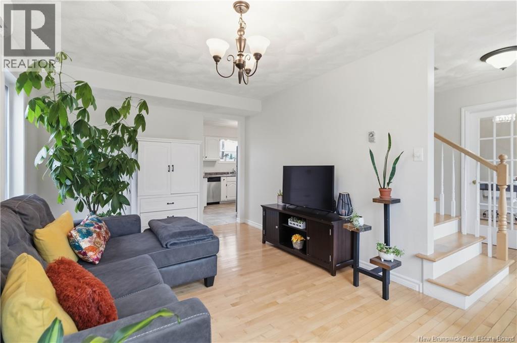570 Mclaughlin - 9