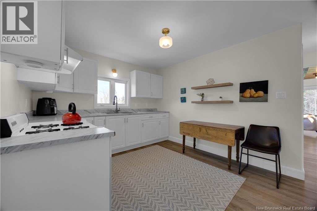235 McArthur Road - 13