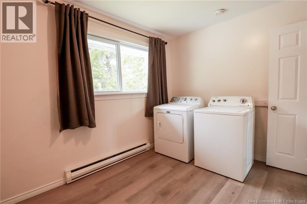369 Hampton Road - 25