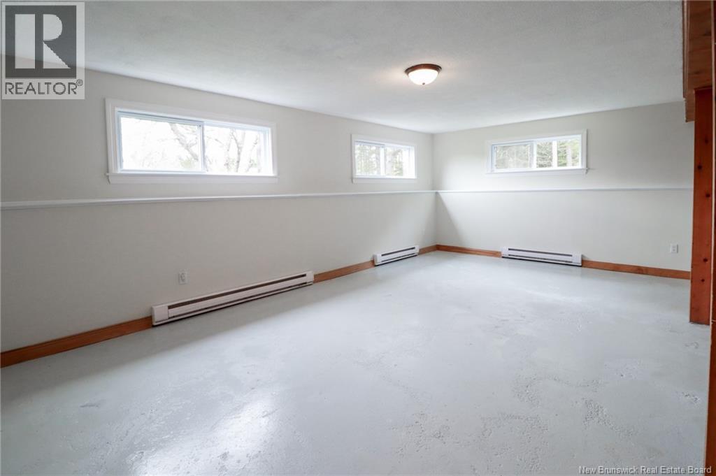 369 Hampton Road - 28