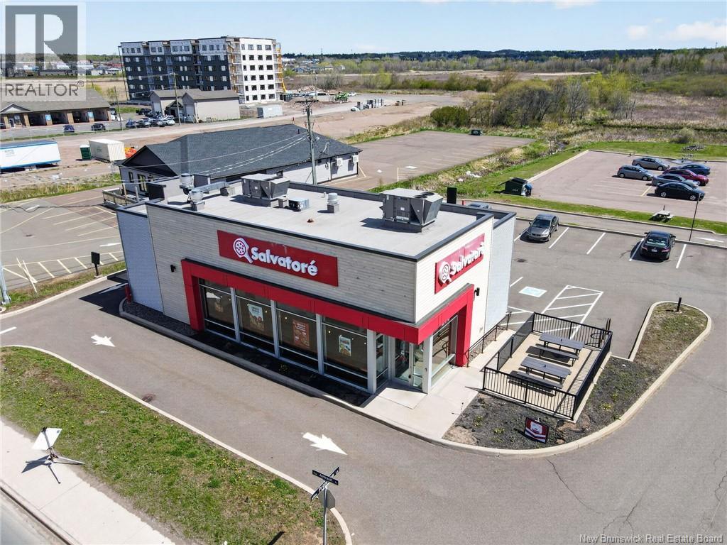 270 Amirault Street, Dieppe — photo 2
