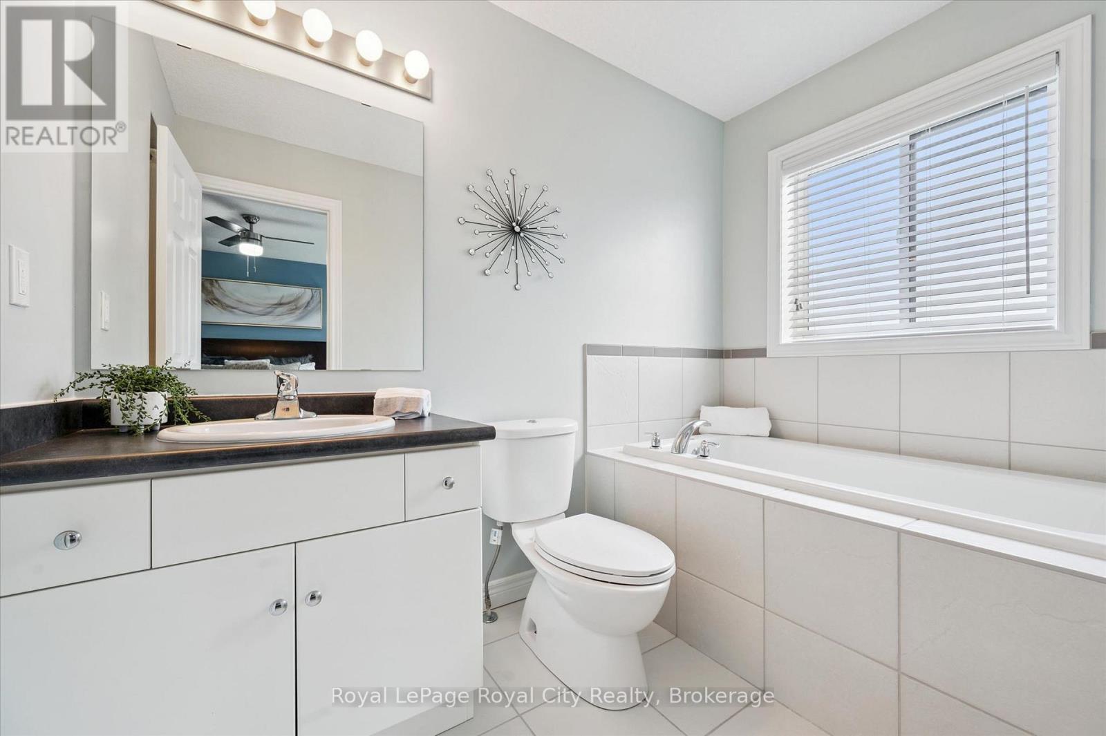 5 SANDYBAY AVENUE - 24