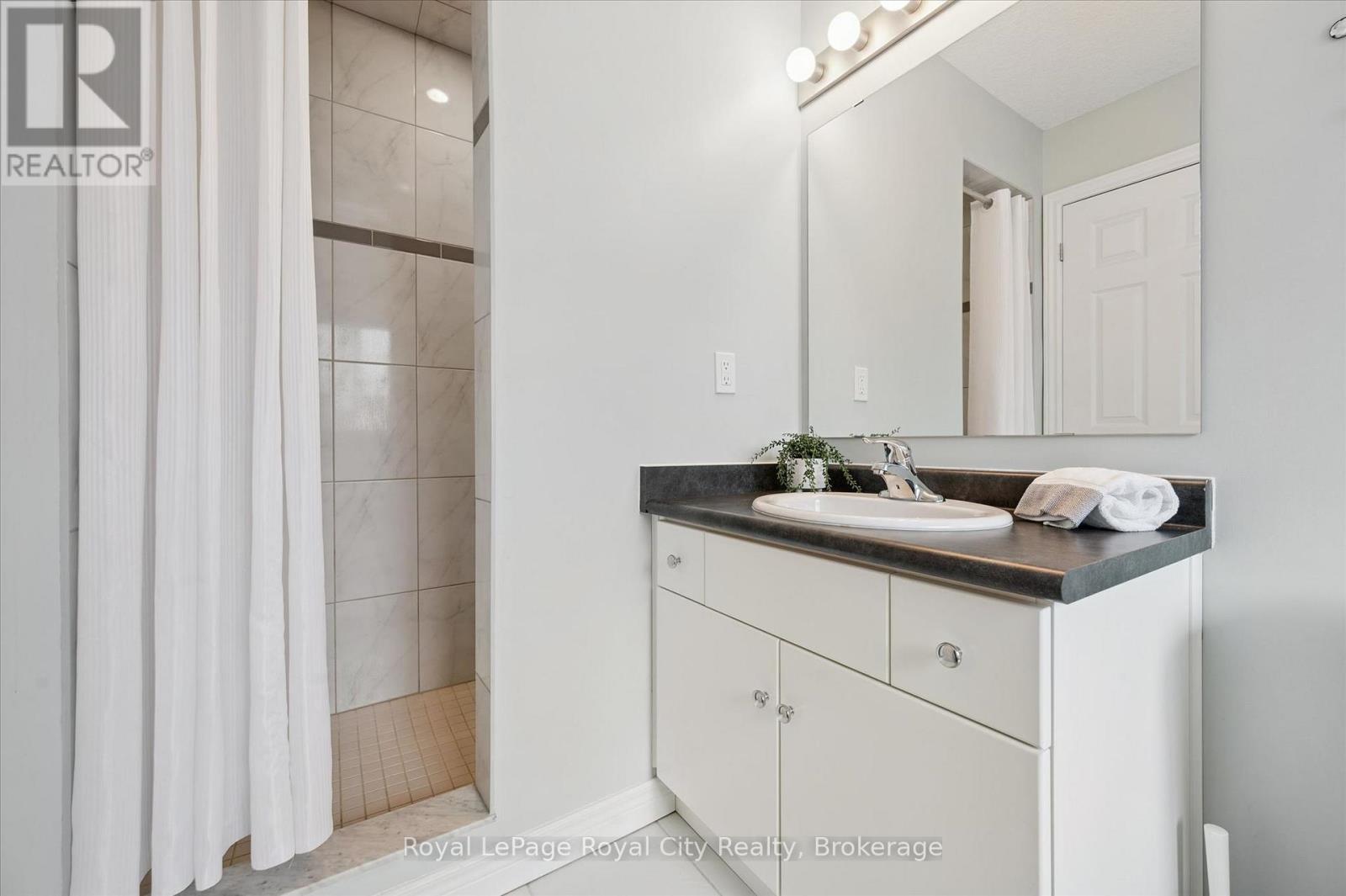 5 SANDYBAY AVENUE - 25