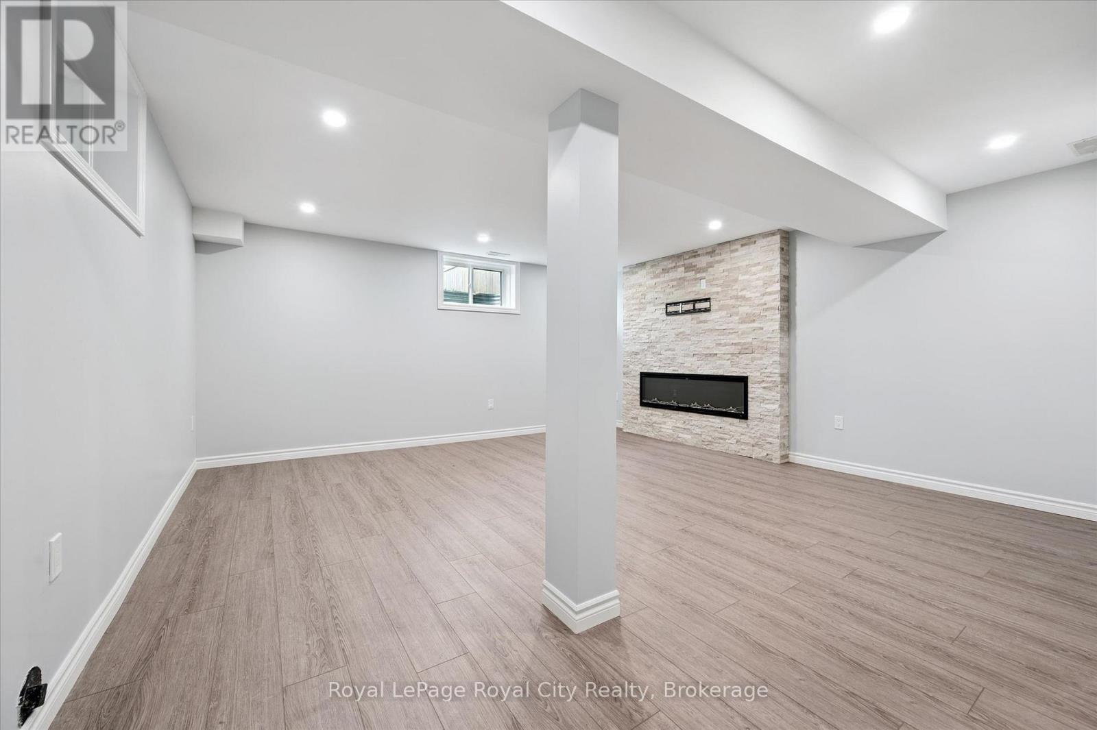 5 SANDYBAY AVENUE - 28