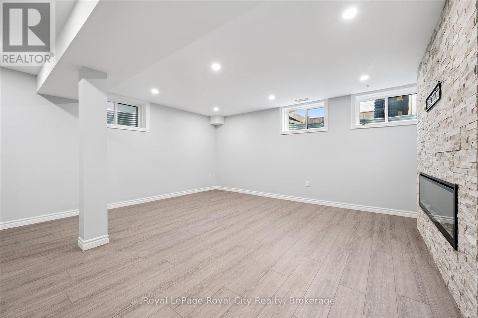 5 SANDYBAY AVENUE - 29