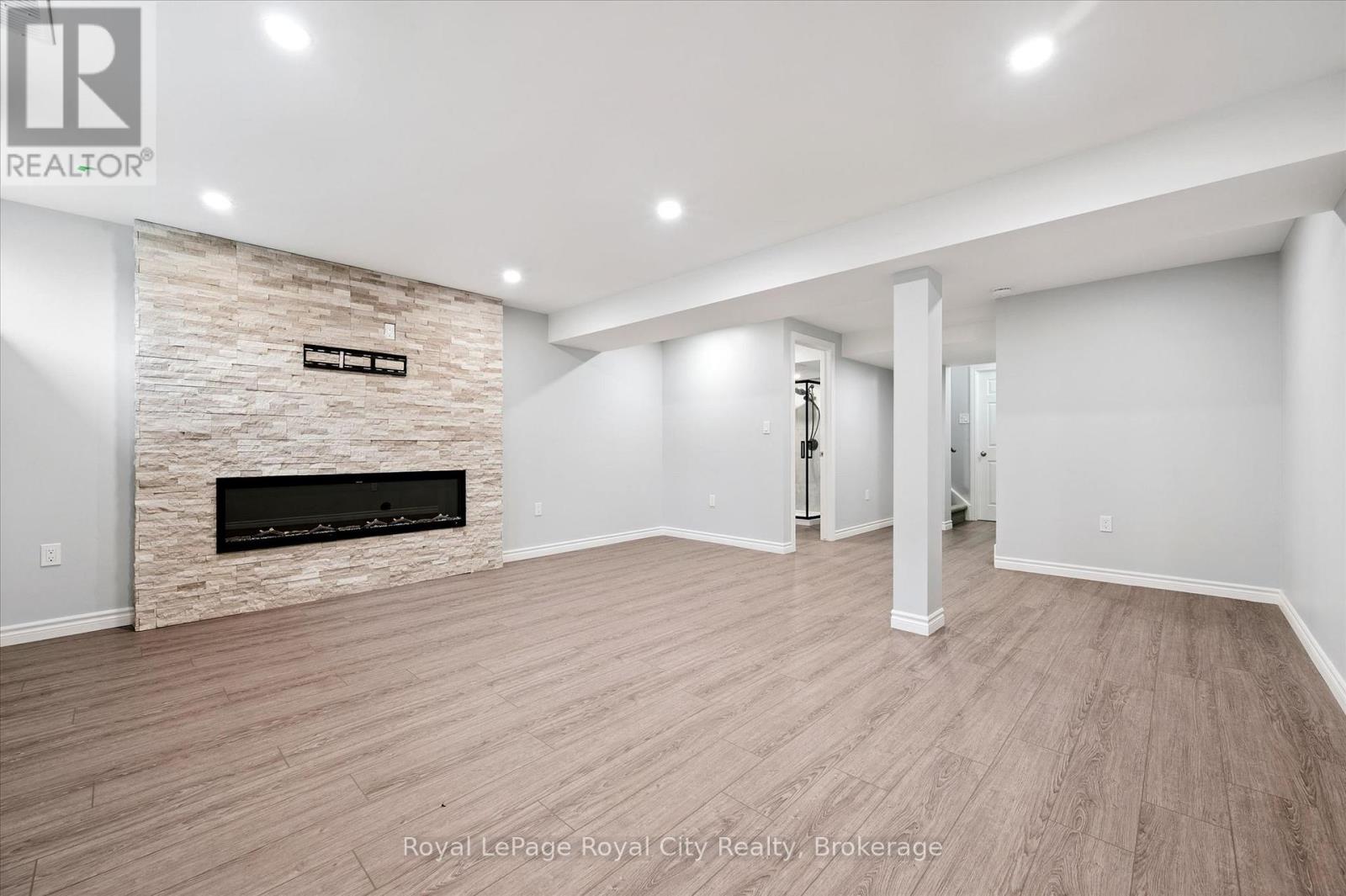 5 SANDYBAY AVENUE - 30