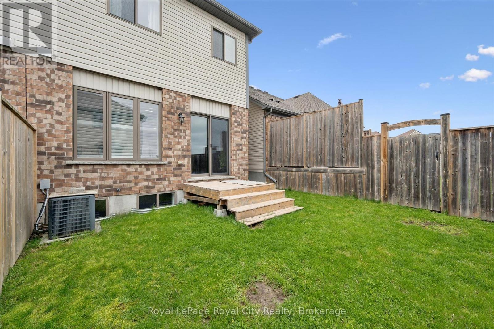 5 SANDYBAY AVENUE - 34