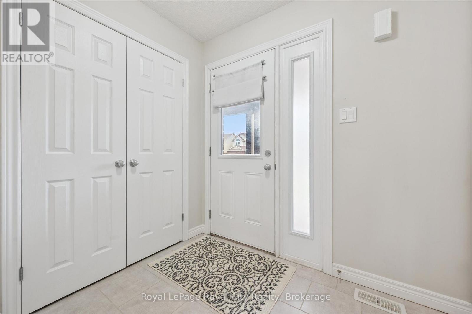 5 SANDYBAY AVENUE - 5