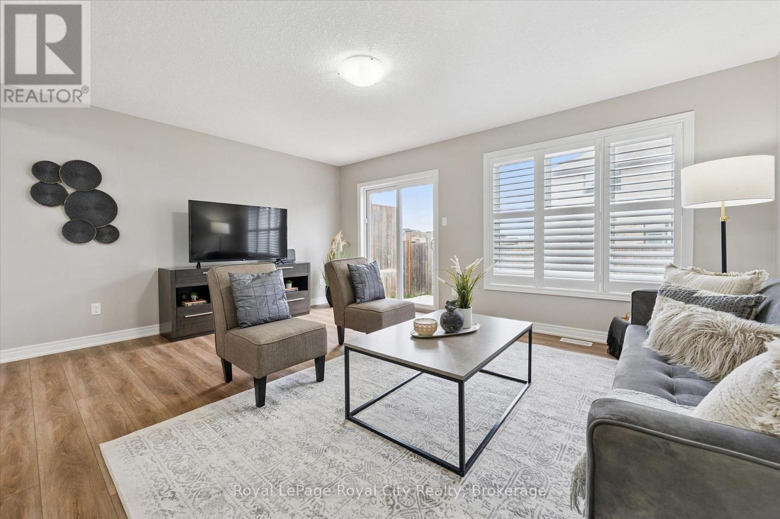 5 SANDYBAY AVENUE - 7