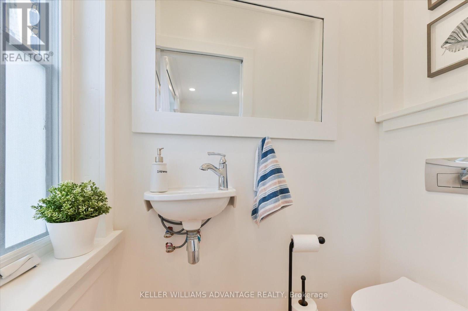 294 CEDARVALE AVENUE - 11