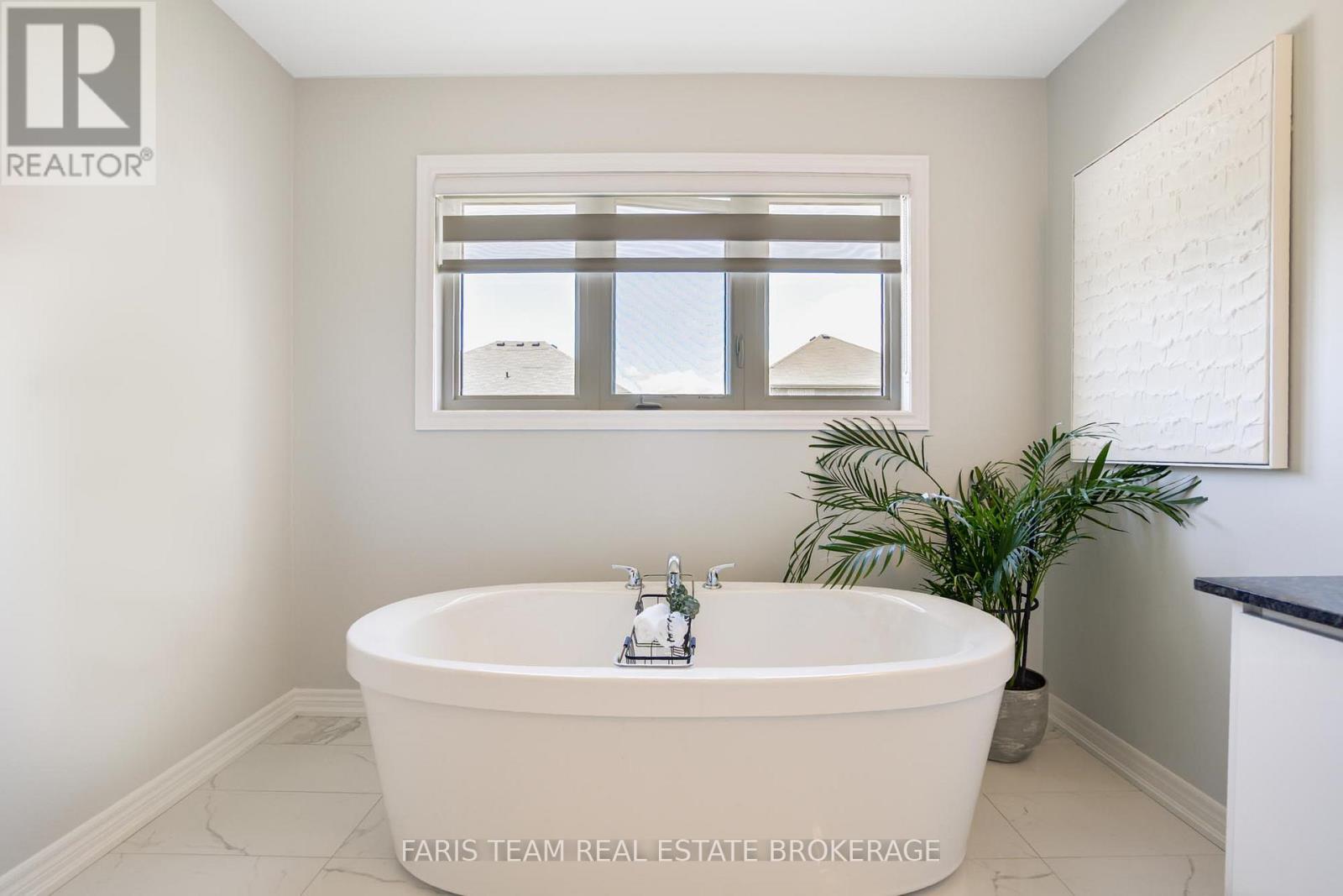 1428 LAWSON STREET - 23