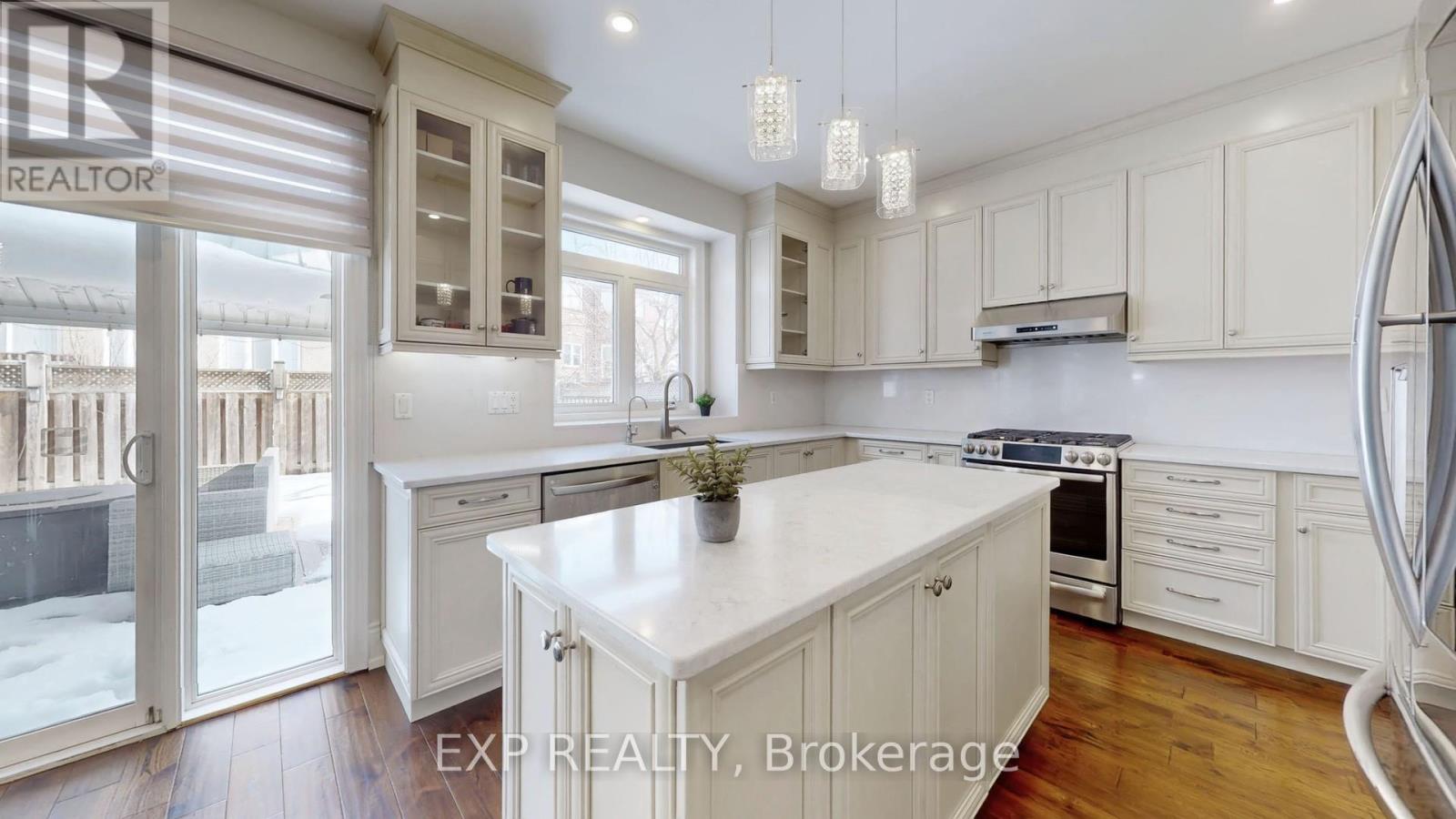 71 GOLDEN MEADOW DRIVE - 18