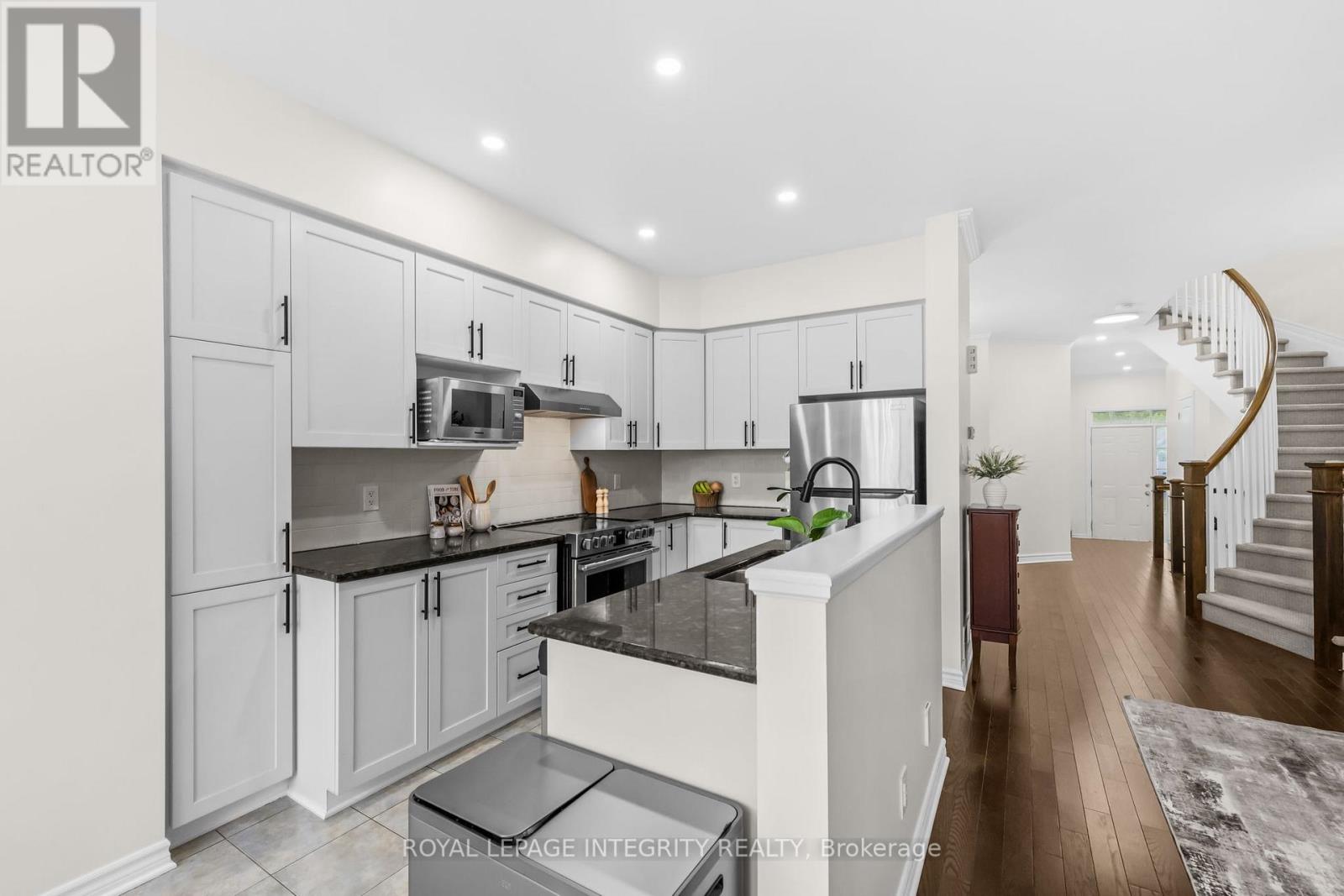 34 TORBEC AVENUE - 12
