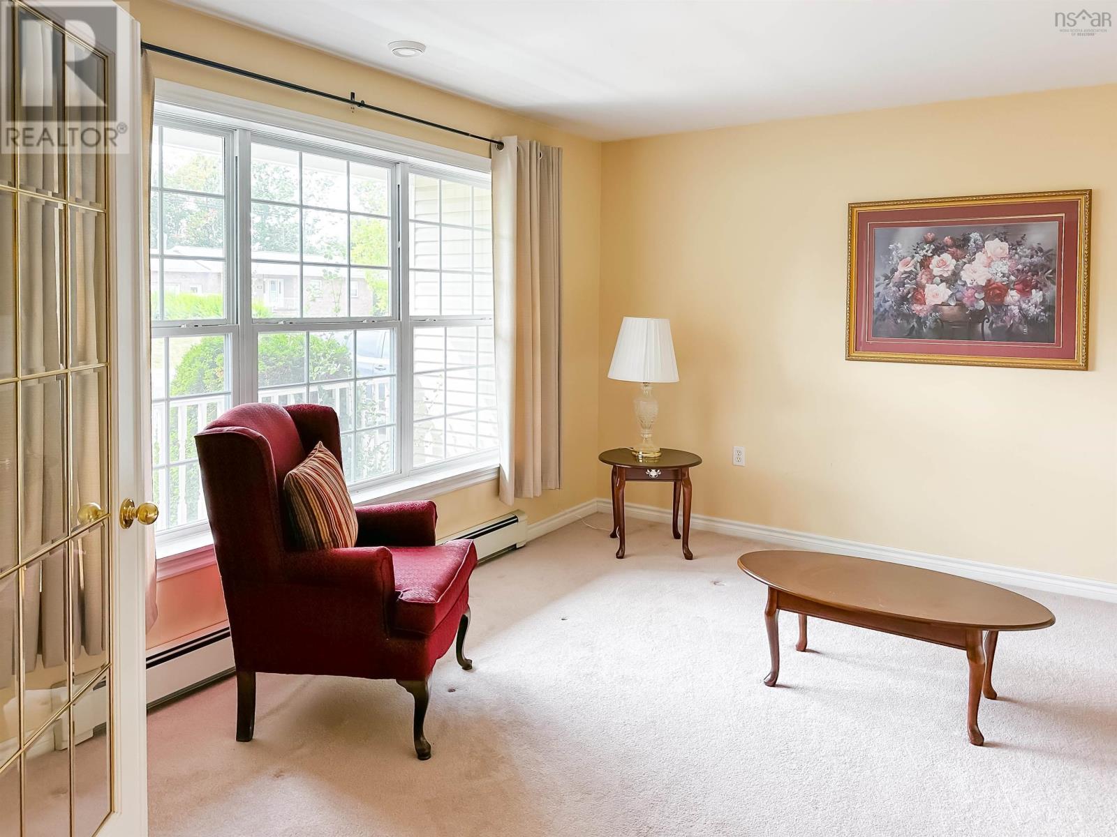 28 Bishop Avenue - 20