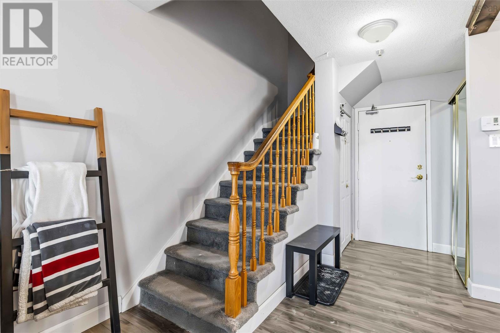 #223 75 Collins Grove - 20