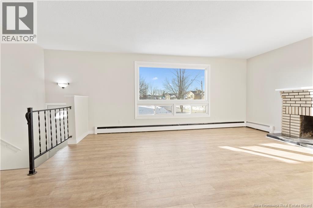 25-27 Whitney Avenue - 21
