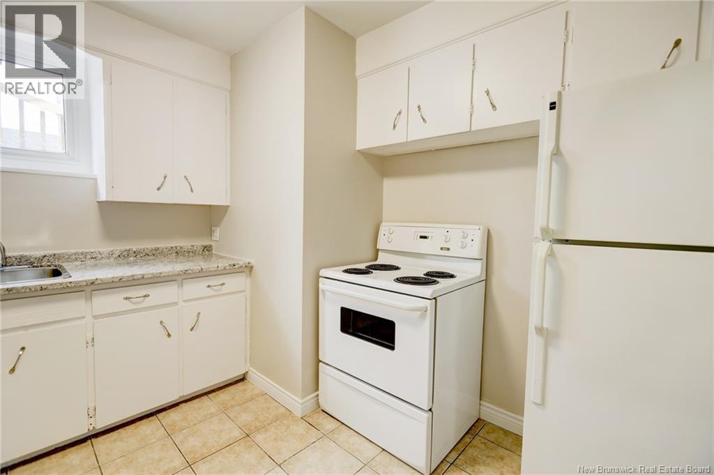 25-27 Whitney Avenue - 9