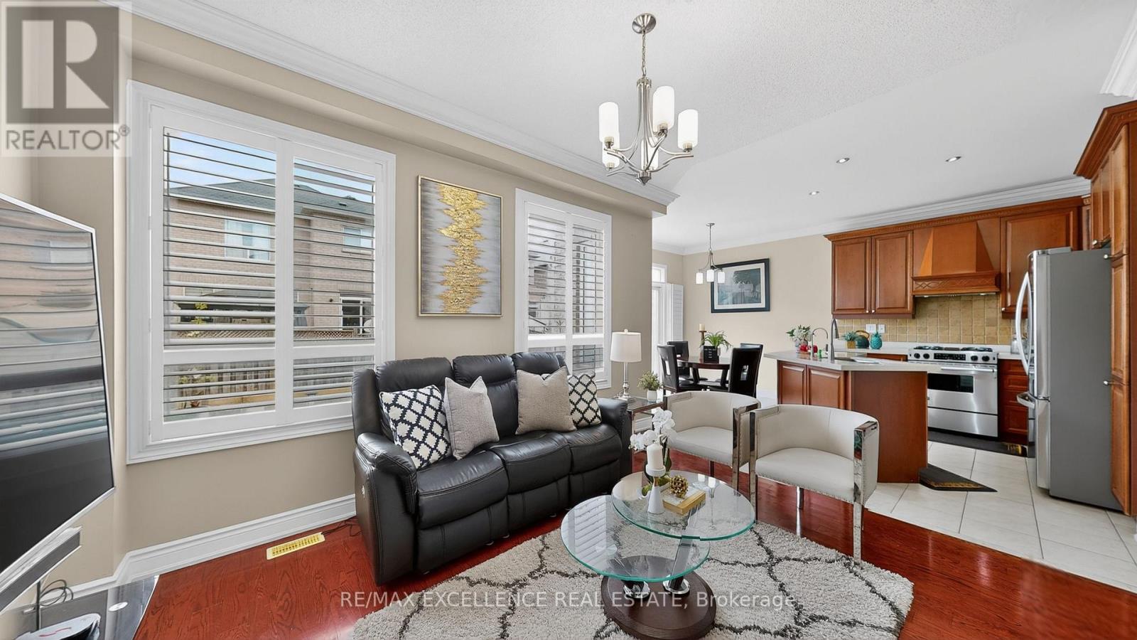 26 BLUE DIAMOND DRIVE - 12