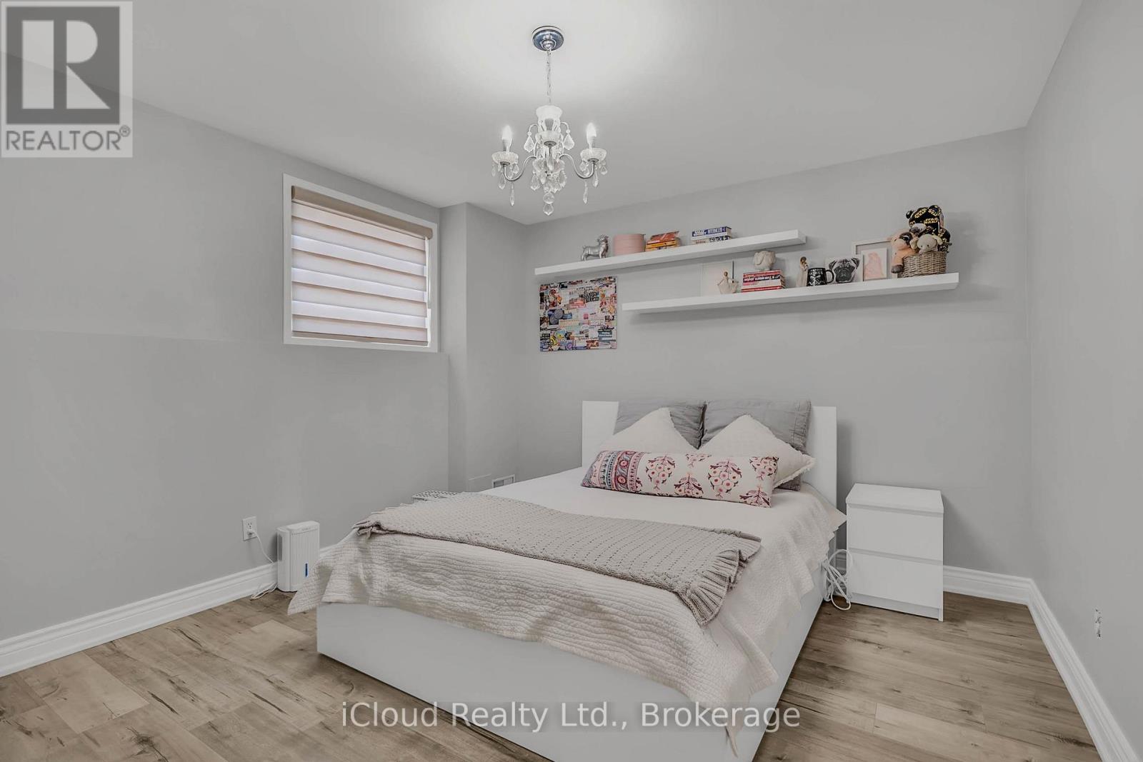1370 PICKWICK DRIVE - 24