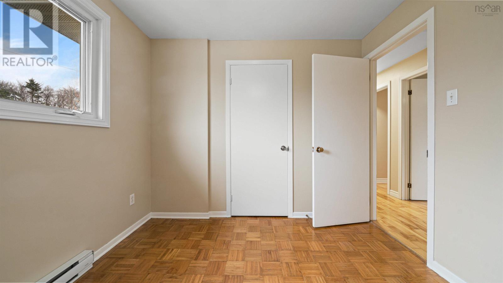 11 Glencoe Drive - 24