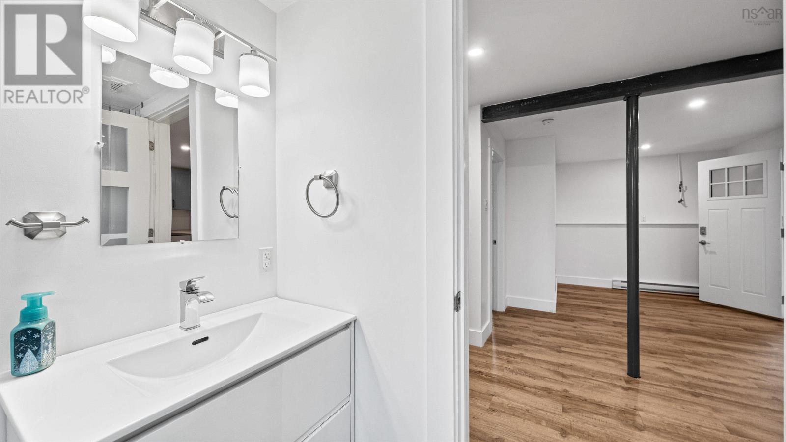 11 Glencoe Drive - 35