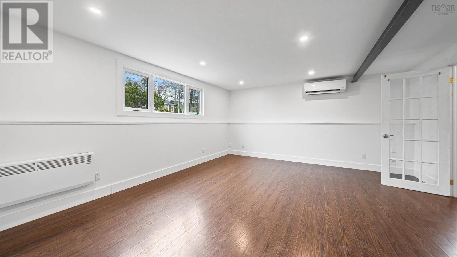 11 Glencoe Drive - 43