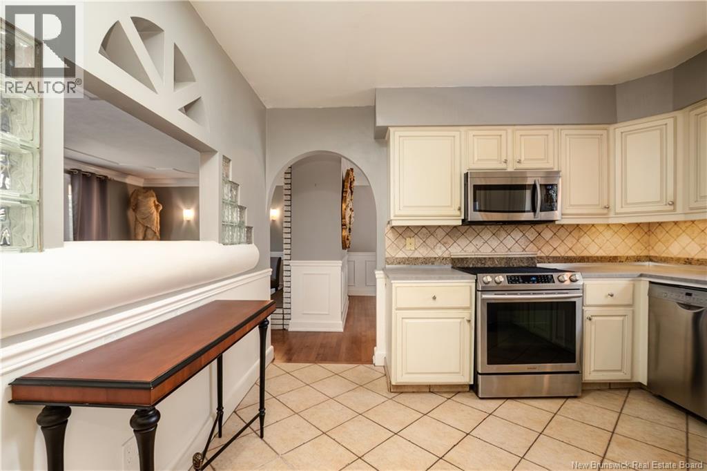27 Guimond Court - 13