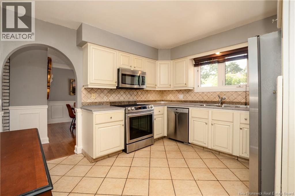 27 Guimond Court - 14