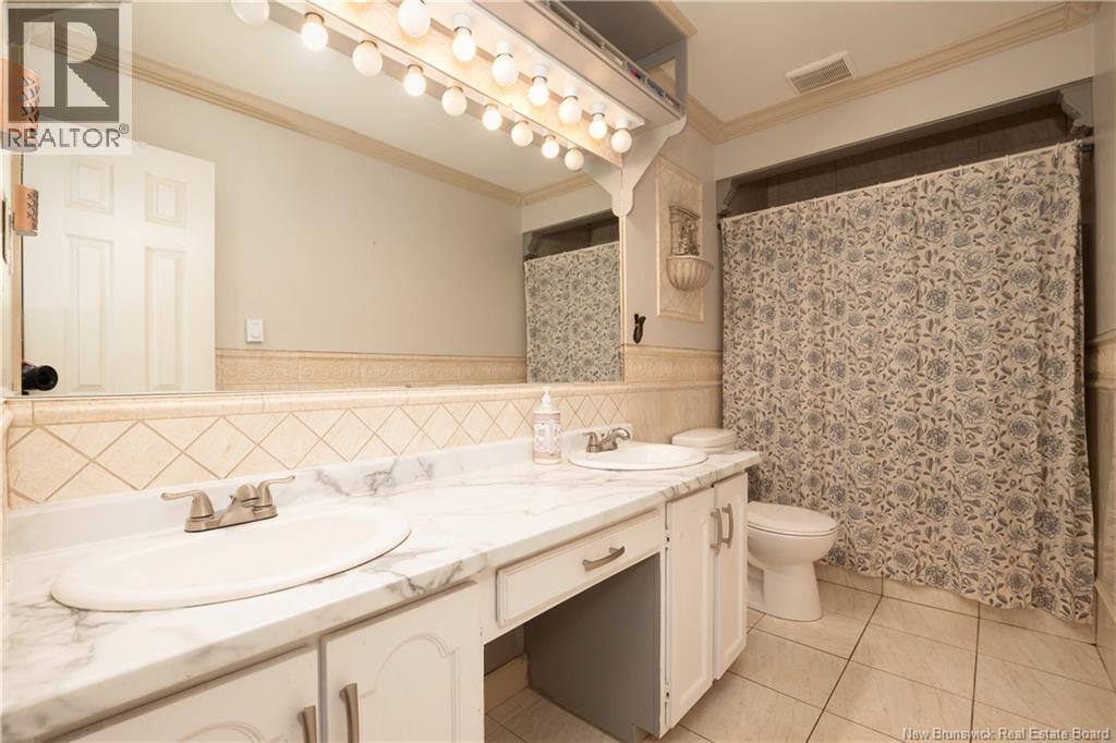 27 Guimond Court - 25
