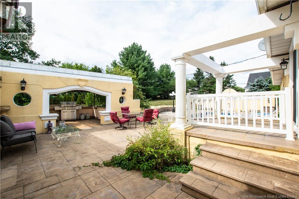 27 Guimond Court - 34