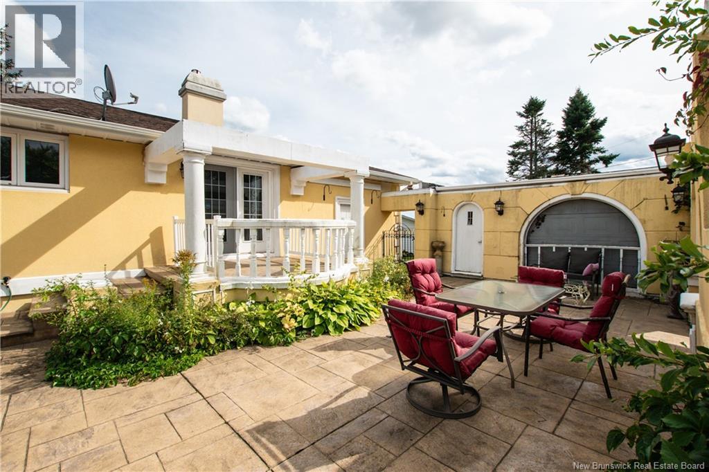 27 Guimond Court - 35