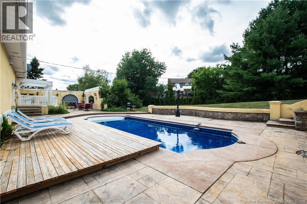 27 Guimond Court - 40